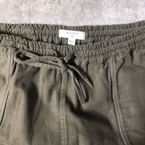 Green drawstring pants